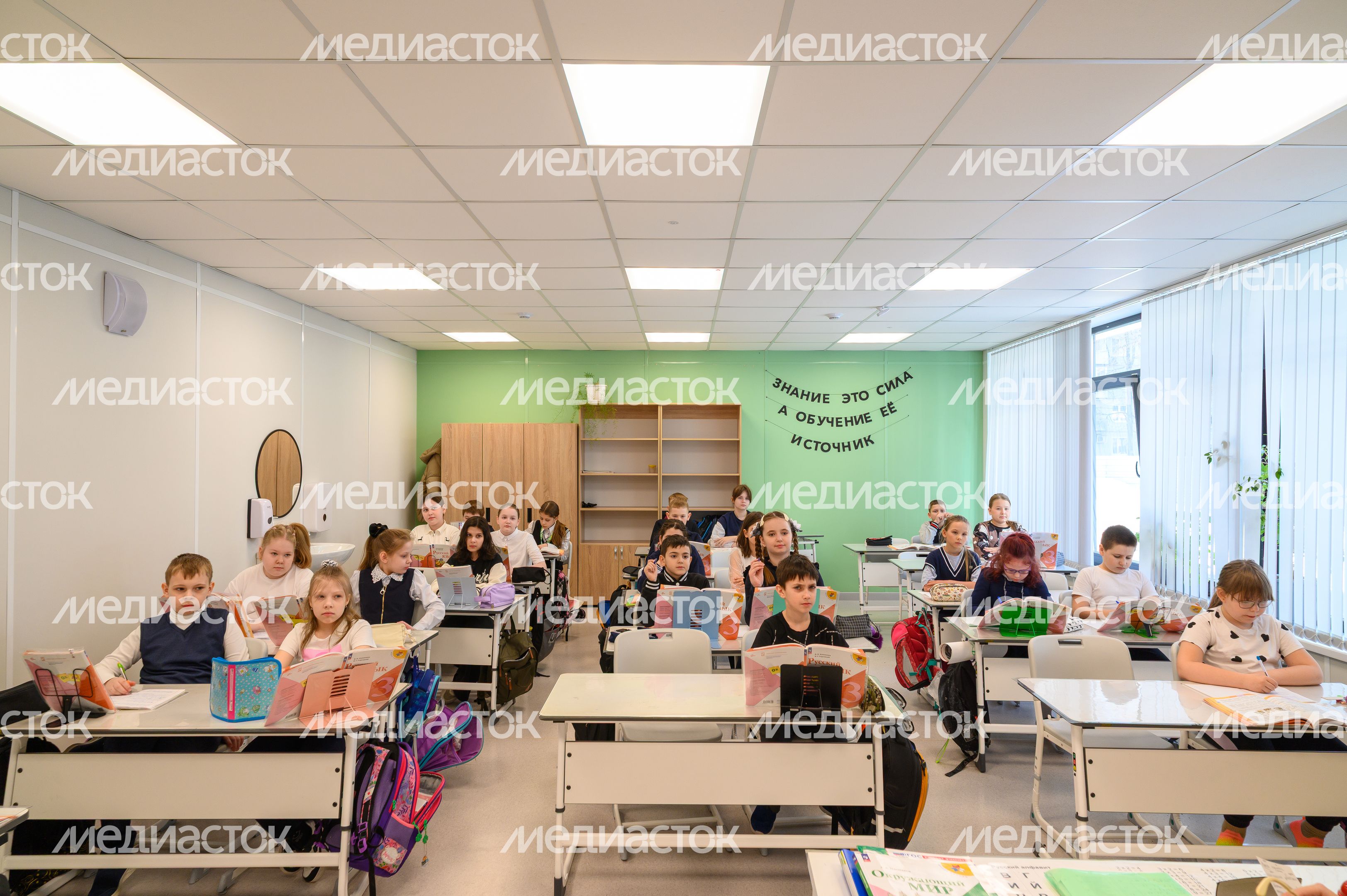 Учебный класс средней школы №14 после капитального ремонта в Коломне Учебный класс средней школы №14 после капитального ремонта в Коломне