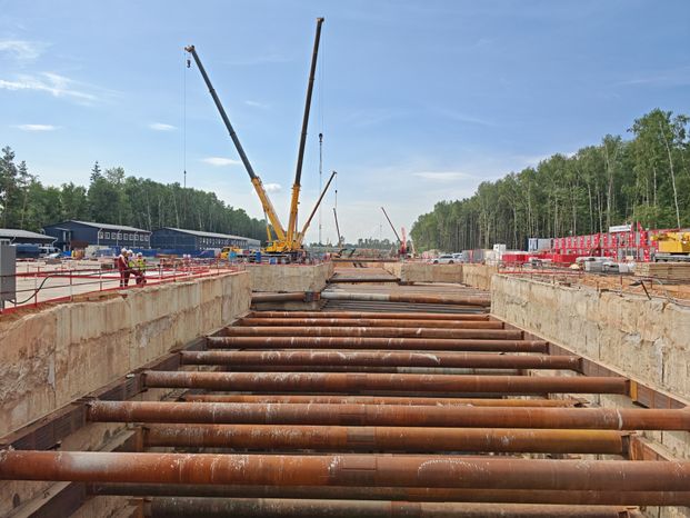 Прокладка тоннеля метро от "Липовой рощи" до "Строгино"