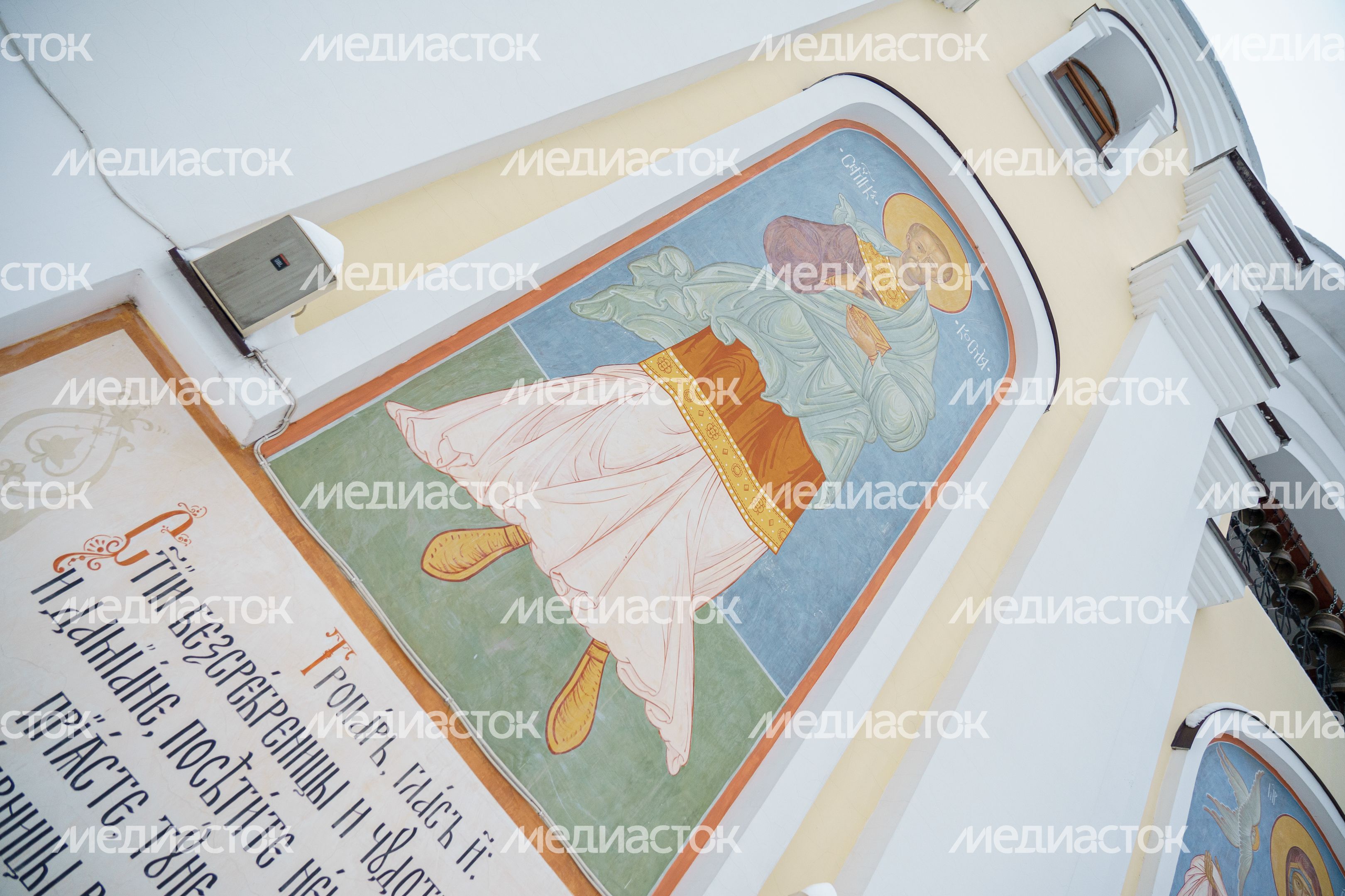 Храм Космы и Дамиана в Жуковском зимой Храм Космы и Дамиана в Жуковском зимой