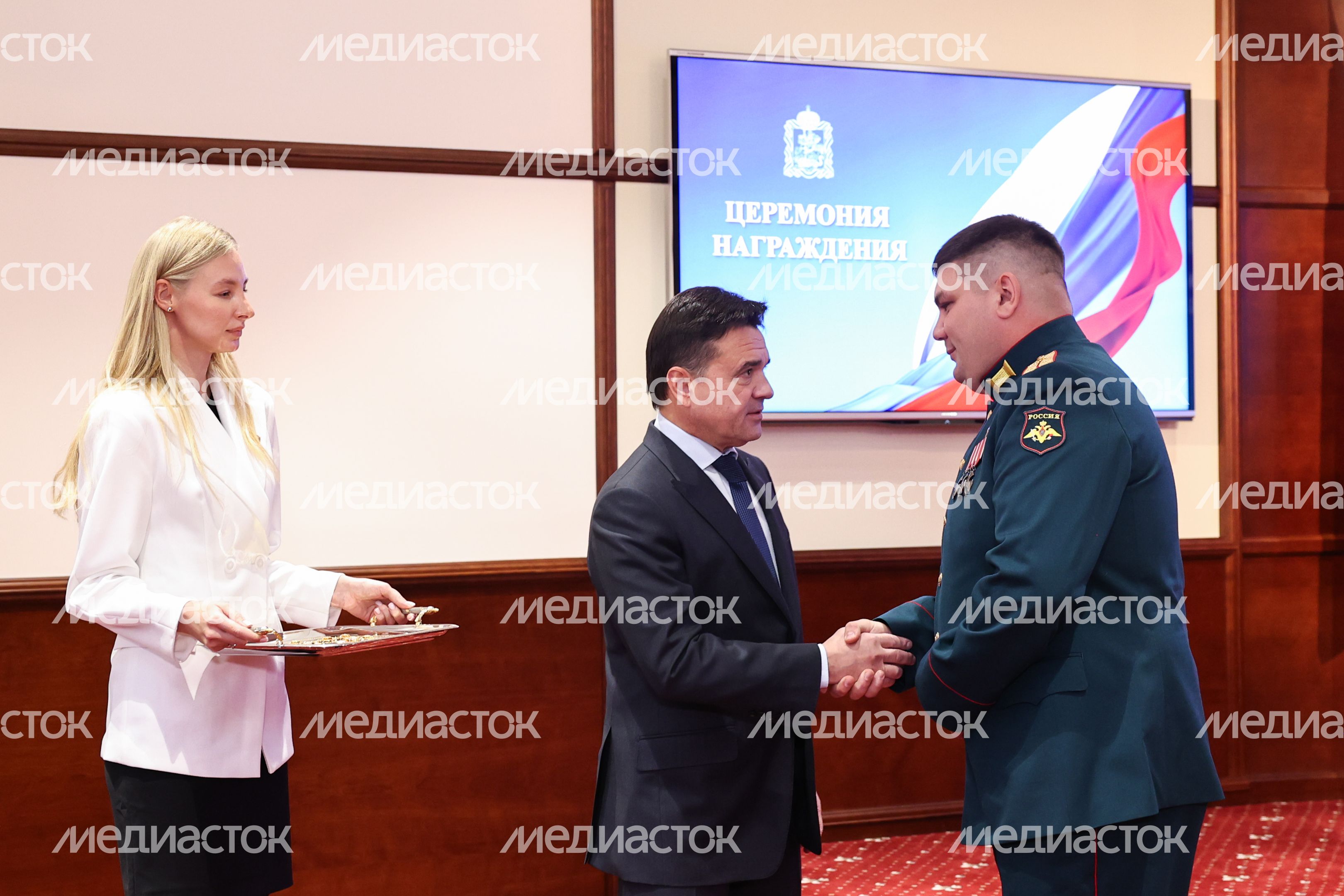 Юрию Мизерному присвоено звание "Почётный гражданин Московской области" Юрию Мизерному присвоено звание "Почётный гражданин Московской области"