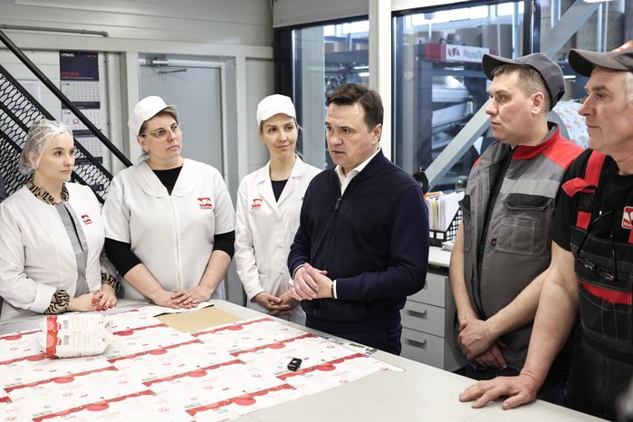 Андрей Воробьев посетил запуск производства упаковки для пищевой продукции в Чехове