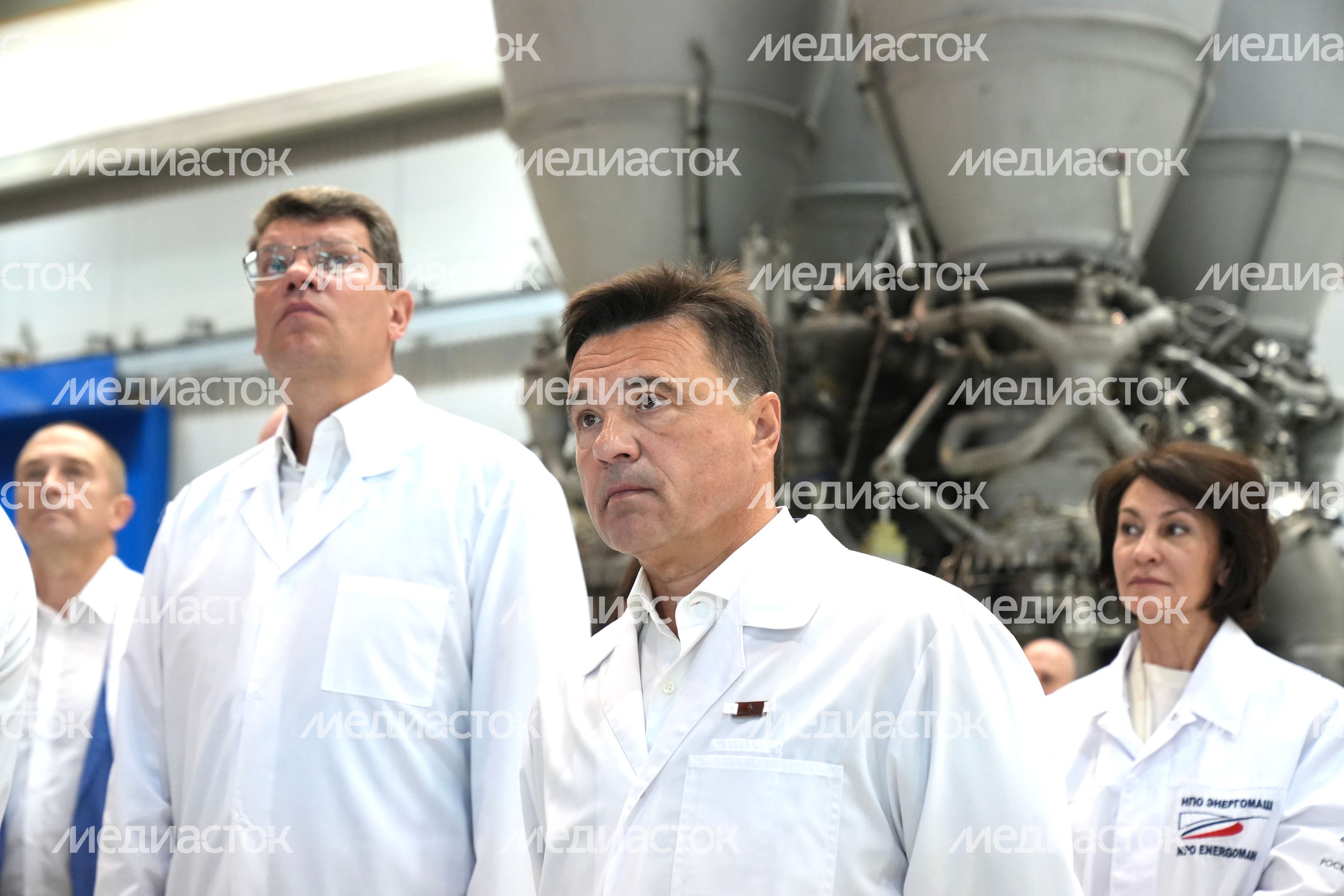 Андрей Воробьев, Антон Алиханов и Дмитрий Баканов встретились с сотрудниками "НПО Энергомаш им. академика В.П. Глушко"