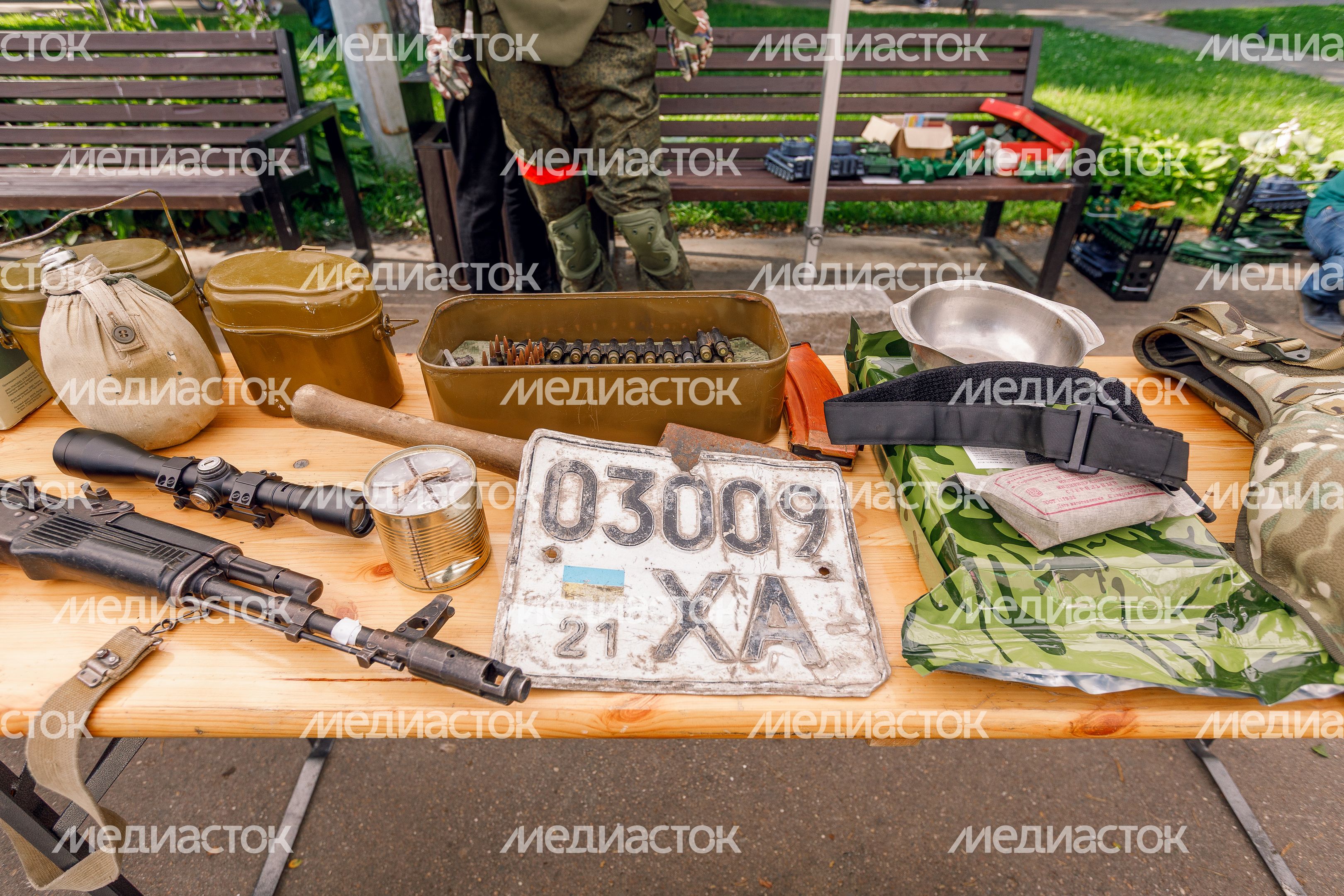 Выставка оружия на патриотическом фестивале «Гордость поколений» в Ногинске Богородского округа Выставка оружия на патриотическом фестивале «Гордость поколений» в Ногинске Богородского округа