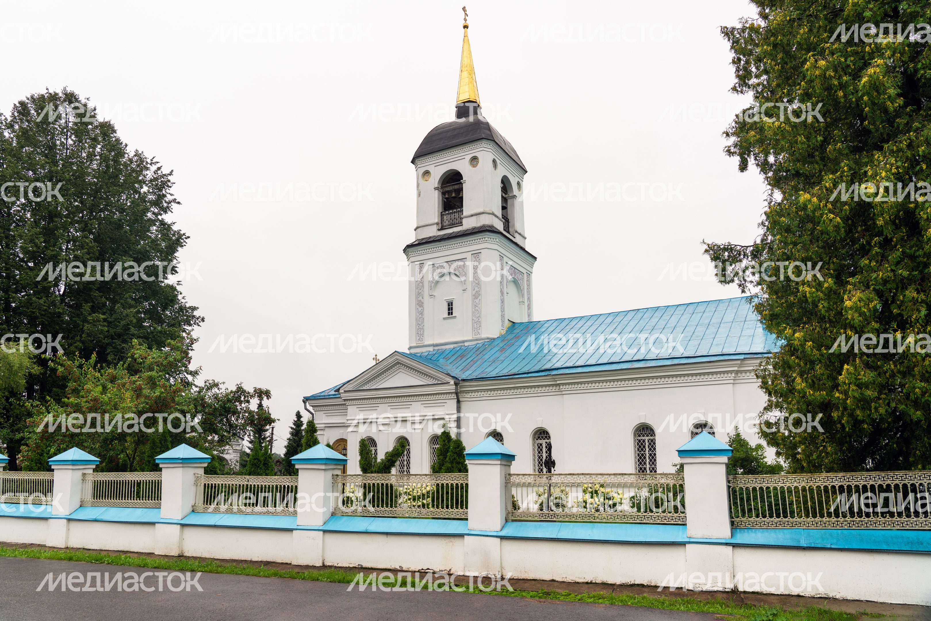 Церковь Воскресения Словущего на Николо-Железновском погосте в деревне Шипулино округа Клин Церковь Воскресения Словущего на Николо-Железновском погосте в деревне Шипулино округа Клин