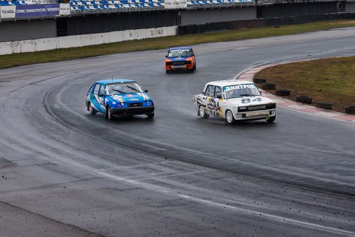 Открытие сезона ралли-кросса на гоночной трассе ADM Raceway в Мячково округа Люберцы