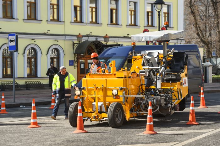 Нанесение дорожной разметки в Москве