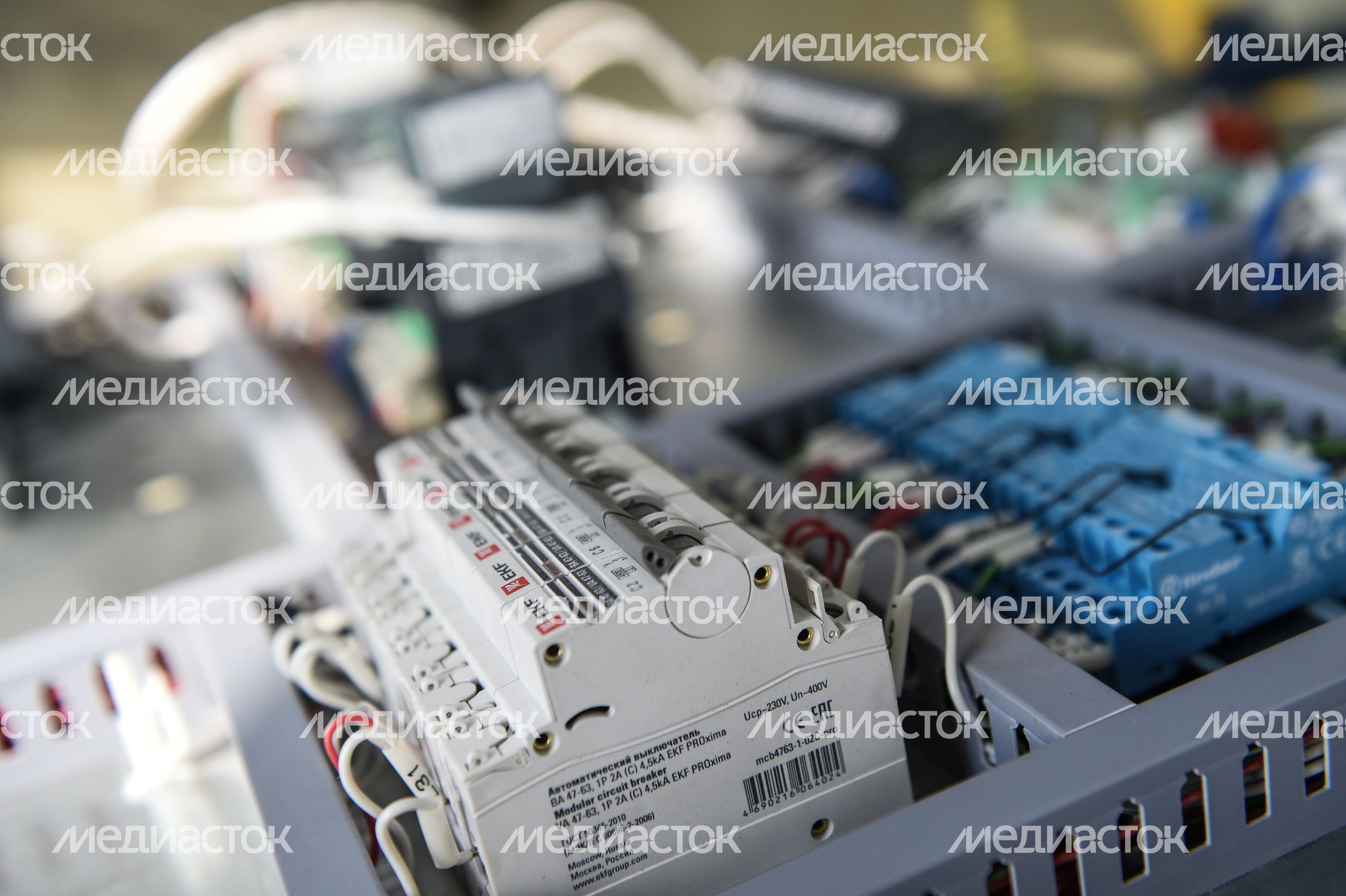 Экскурсия для студентов на производство Мослифт