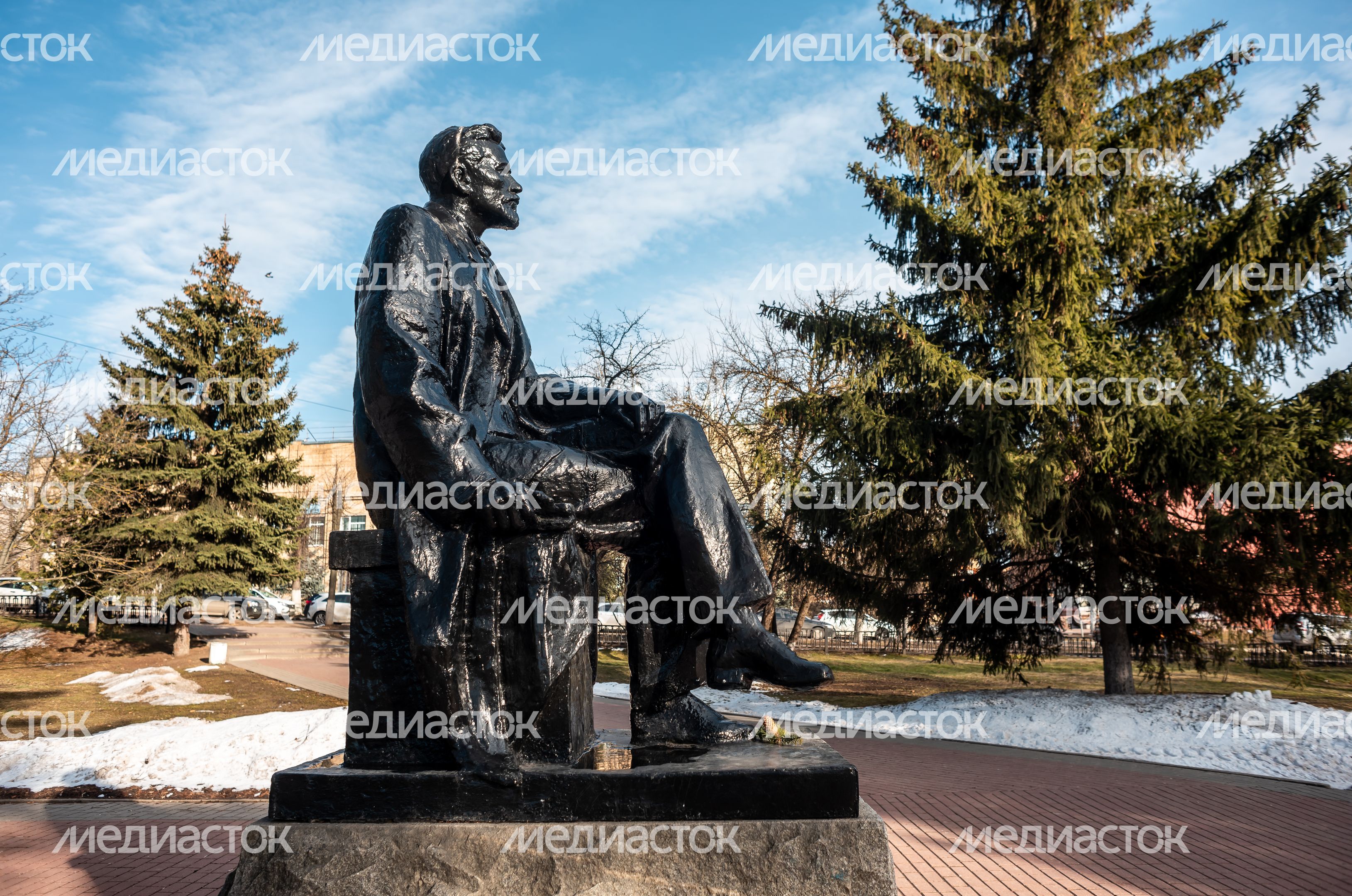 Зимние виды города Чехов