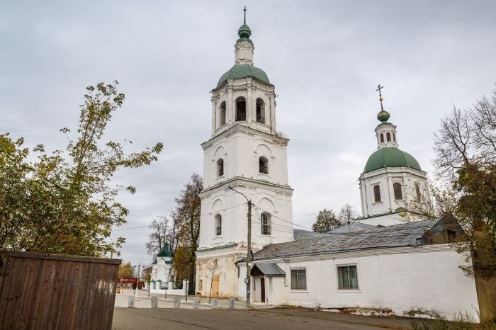 Церковь Троицы Живоначальной в Зарайске