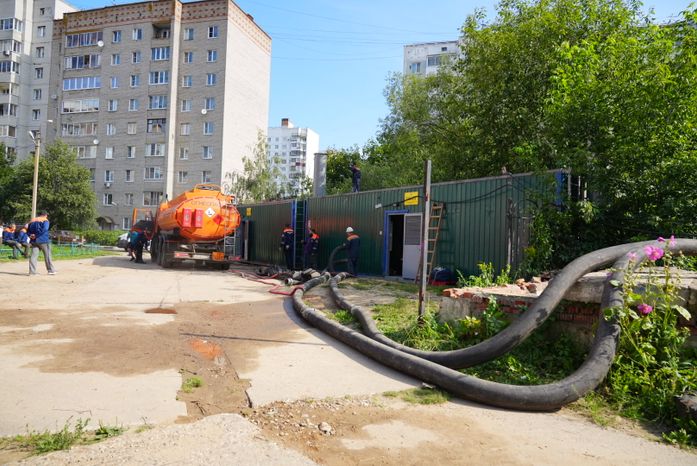 Оперативный штаб с участием Губернатора Подмосковья на месте ЧП в Сергиевом Посаде