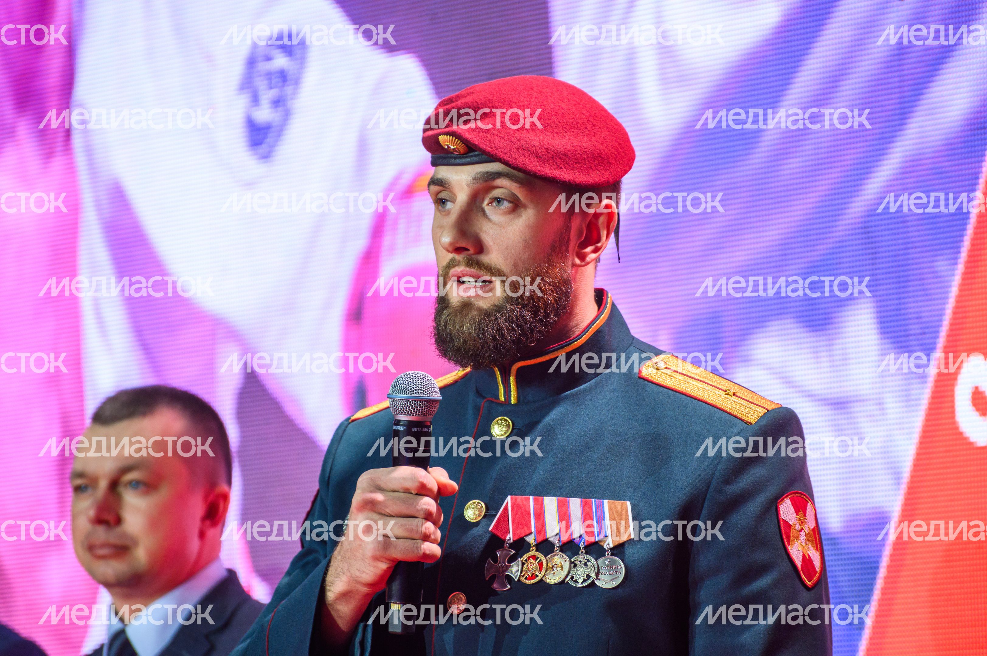 Кавалер ордена Мужества Лев Макеев на Межрегиональном турнире по единоборствам «Герои Отечества» в Люберцах Кавалер ордена Мужества Лев Макеев на Межрегиональном турнире по единоборствам «Герои Отечества» в Люберцах