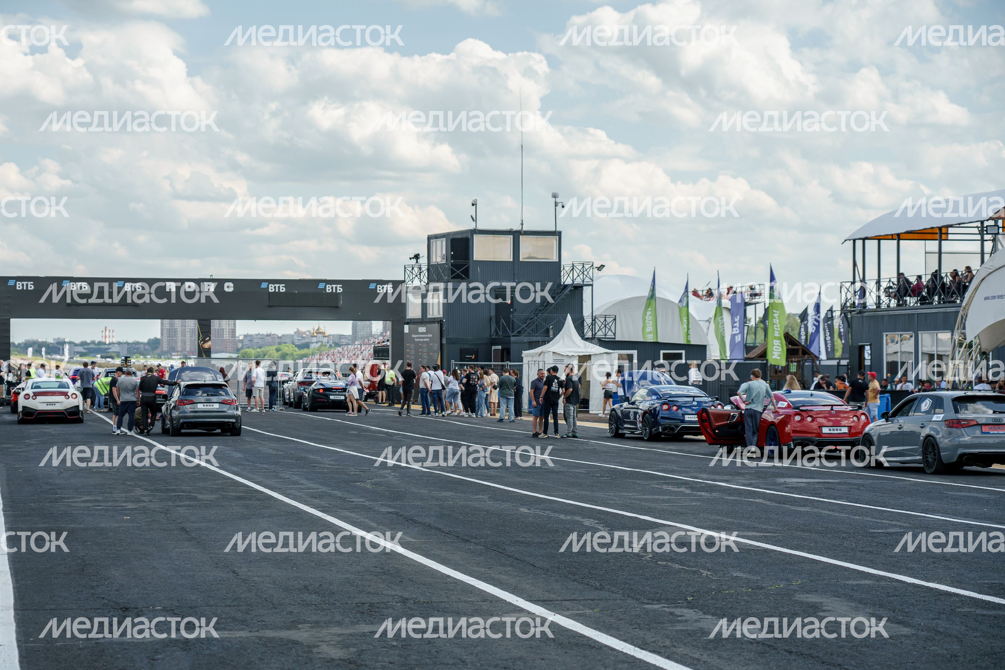 Фестиваль суперкаров Unlim Fest в Раменском округе