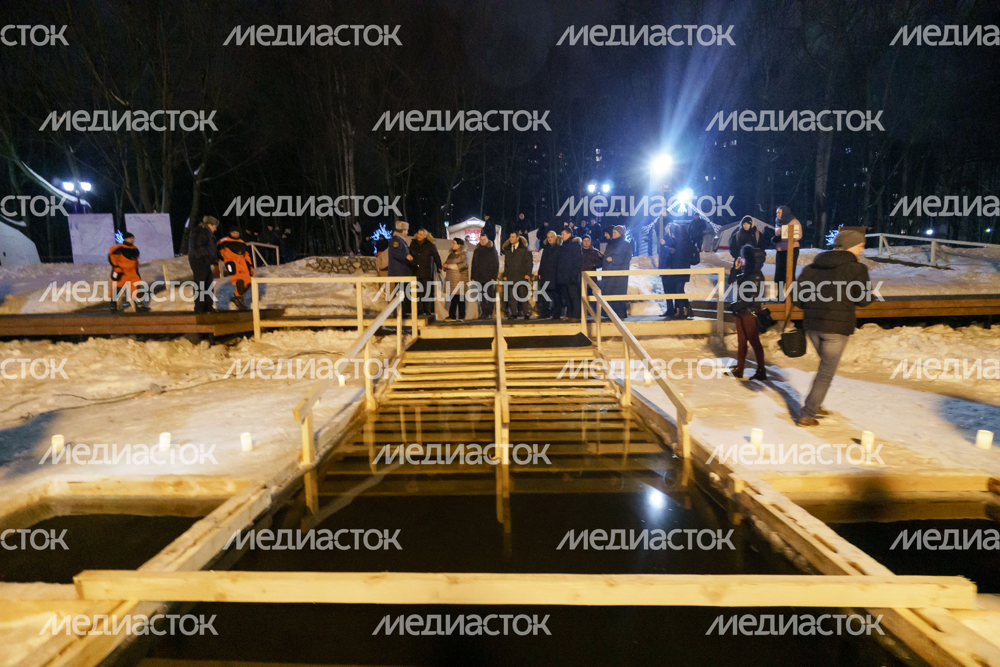Проверка готовности купели на Ивановских прудах к крещенским купаниям Проверка готовности купели на Ивановских прудах к крещенским купаниям