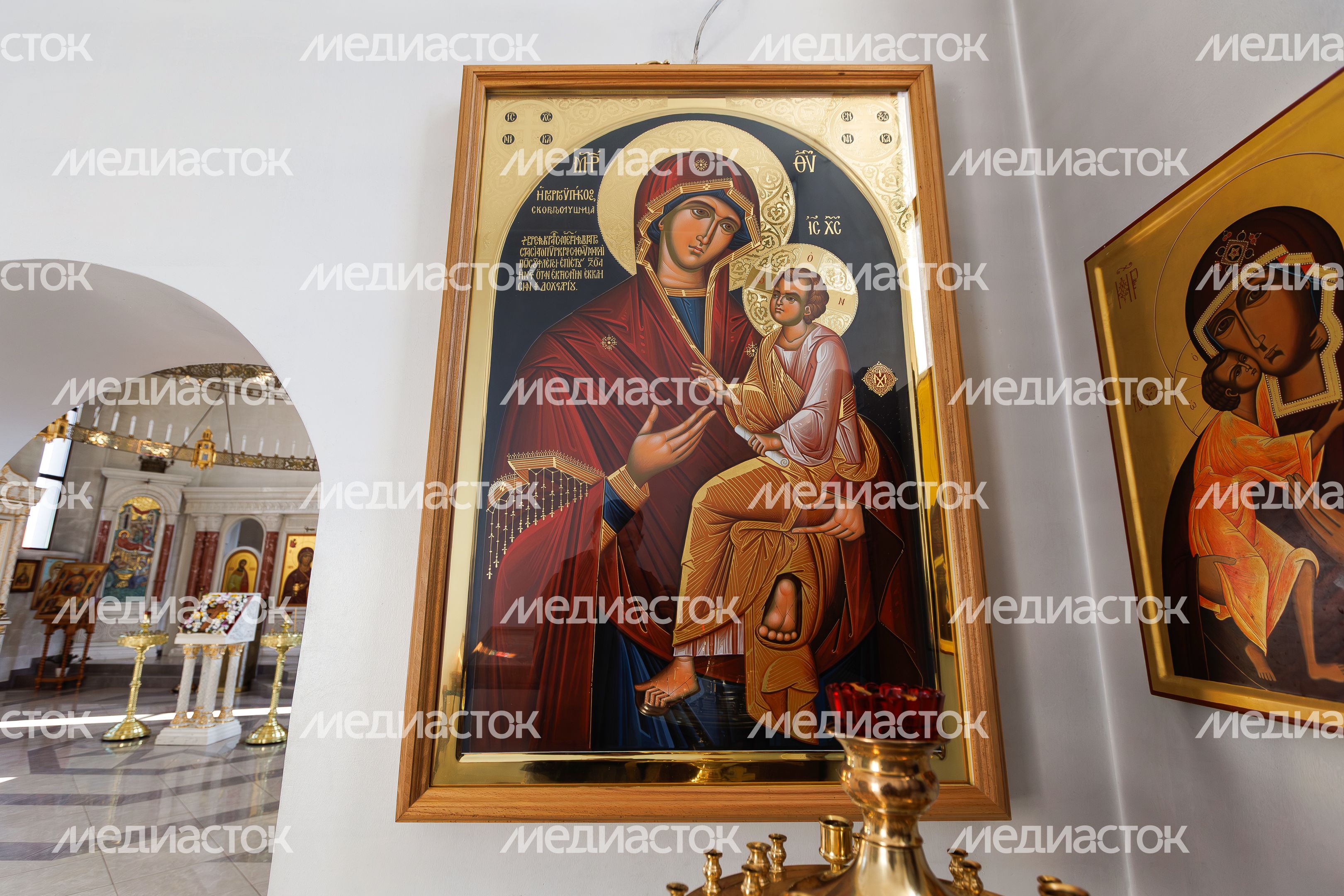 Церковь Успения Пресвятой Богородицы в поселке Челюскинский Пушкинского округа Церковь Успения Пресвятой Богородицы в поселке Челюскинский Пушкинского округа