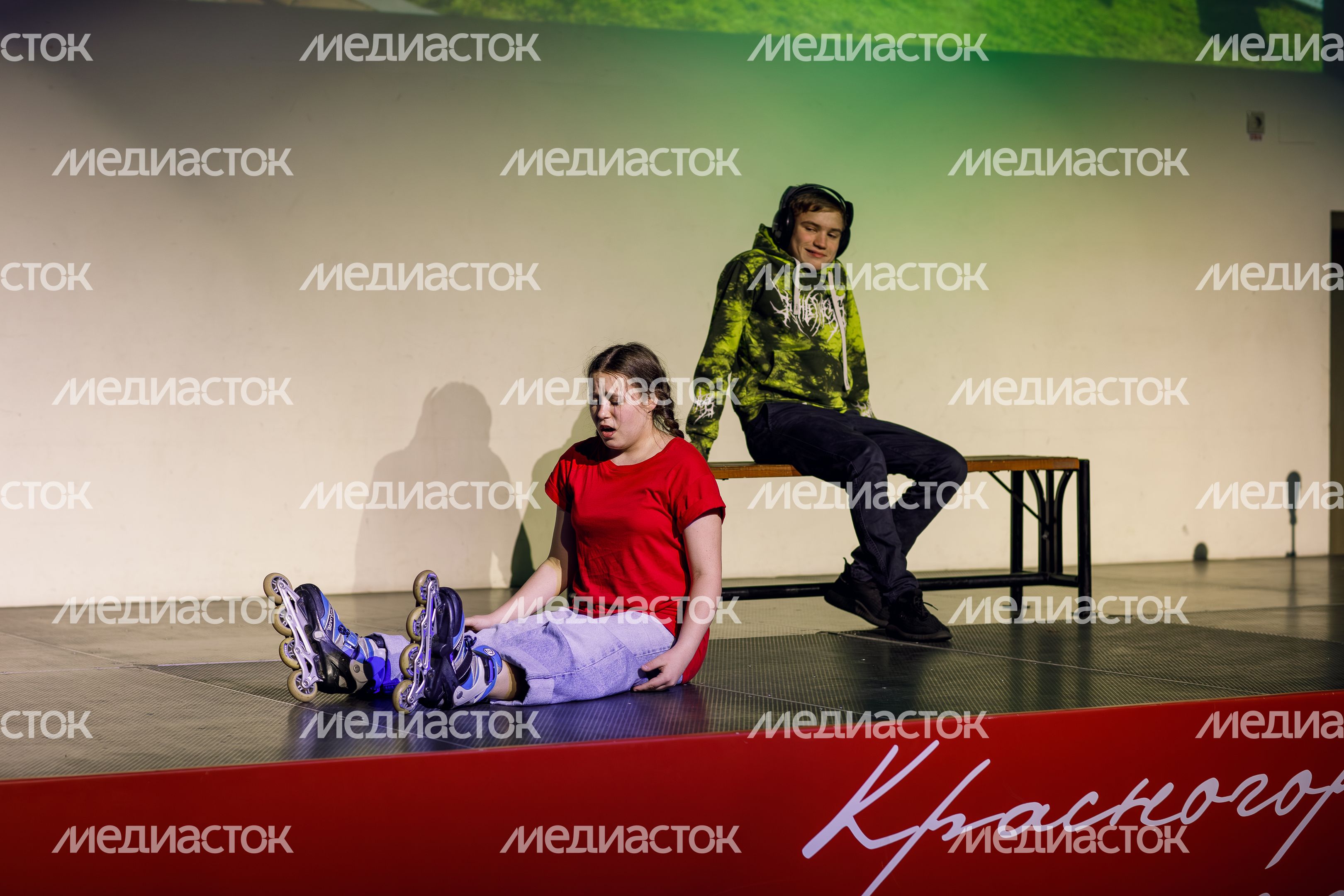 Спектакль «Поговорим о любви» от Эстрадно-театральной школы «Альтернатива» из Истры Спектакль «Поговорим о любви» от Эстрадно-театральной школы «Альтернатива» из Истры