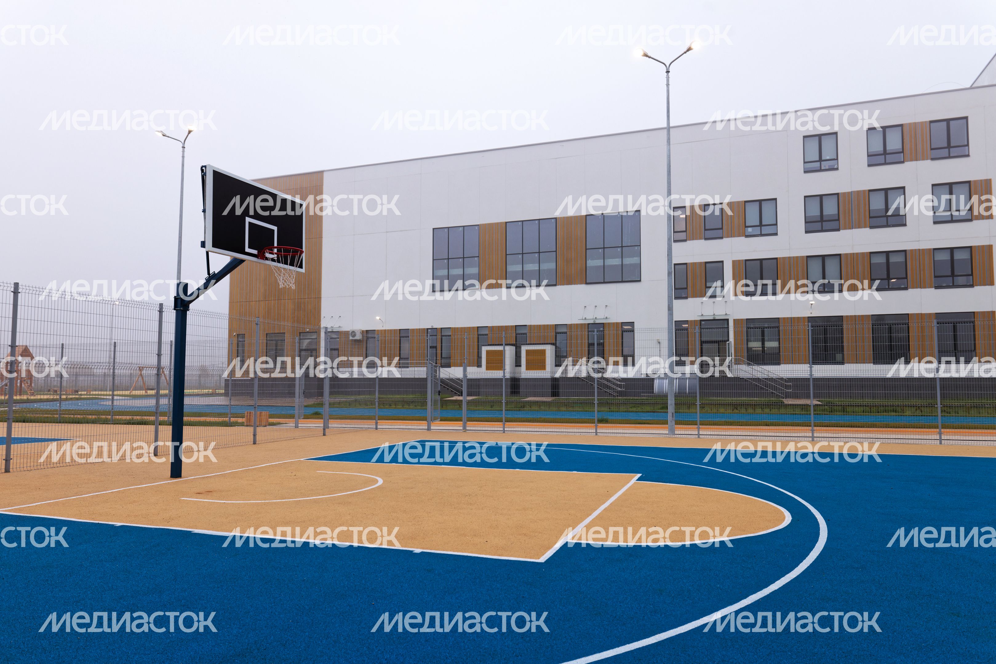 Новая Андреевская средняя общеобразовательная школа в деревне Голубое Новая Андреевская средняя общеобразовательная школа в деревне Голубое