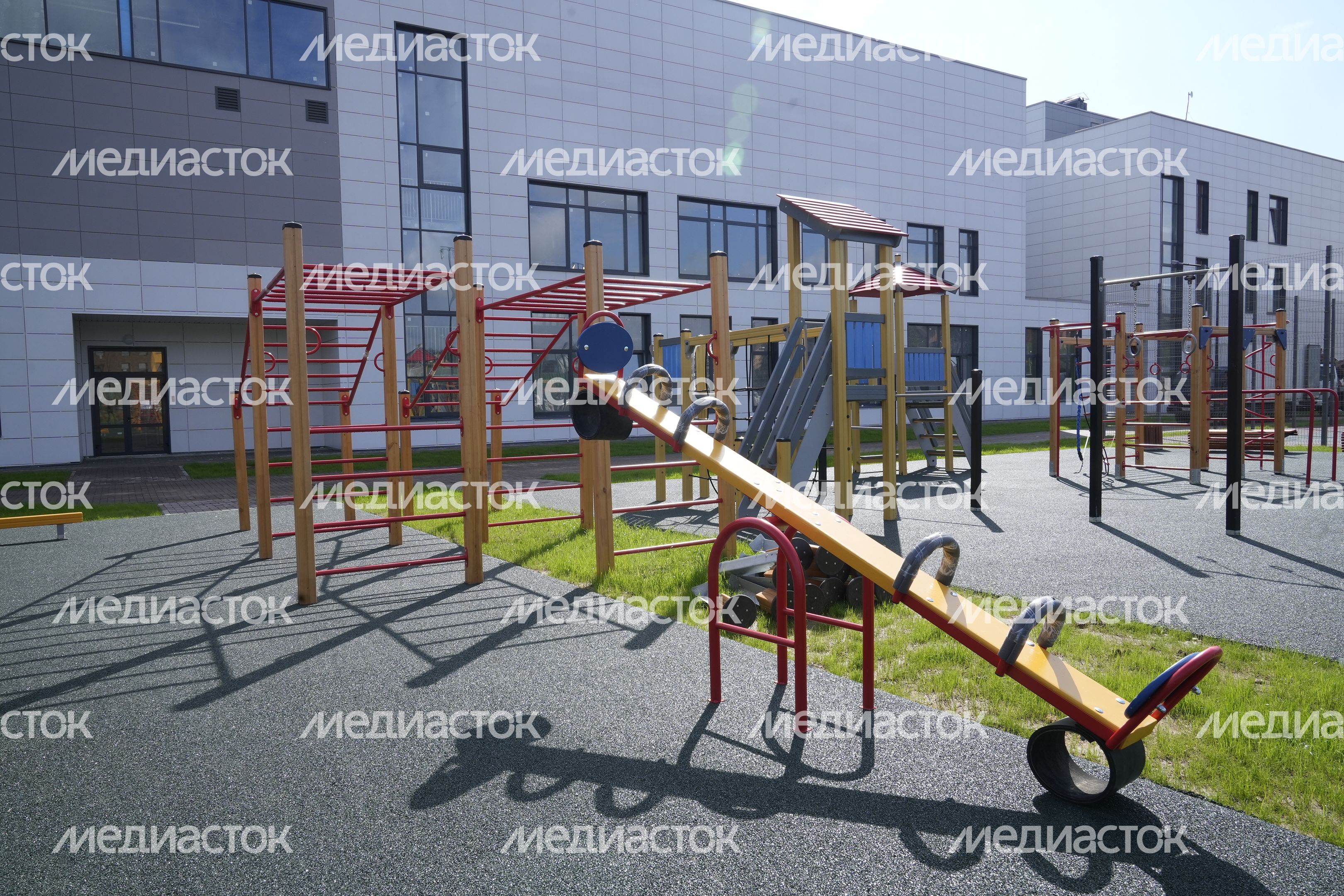 Проверка хода работ по строительству образовательного комплекса в ЖК «Императорские Мытищи» Губернатором Подмосковья