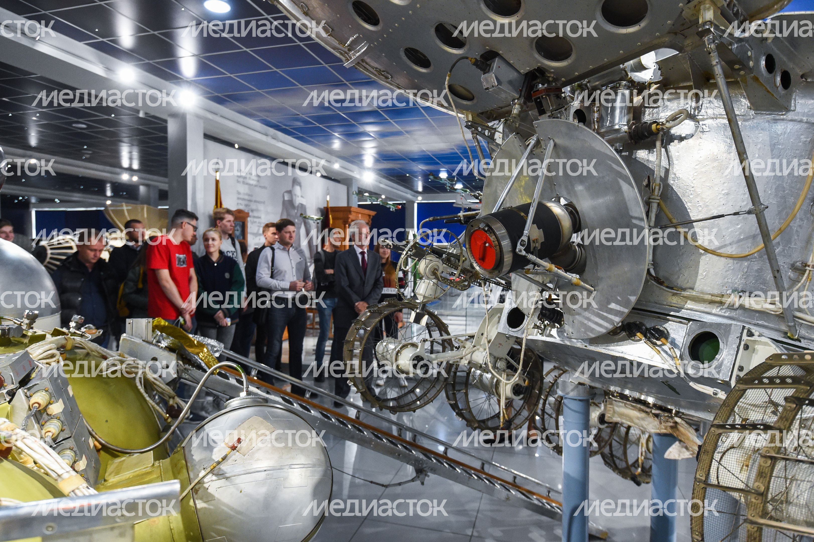 Презентация транспортных карт с героями мультфильма «Белка и Стрелка»