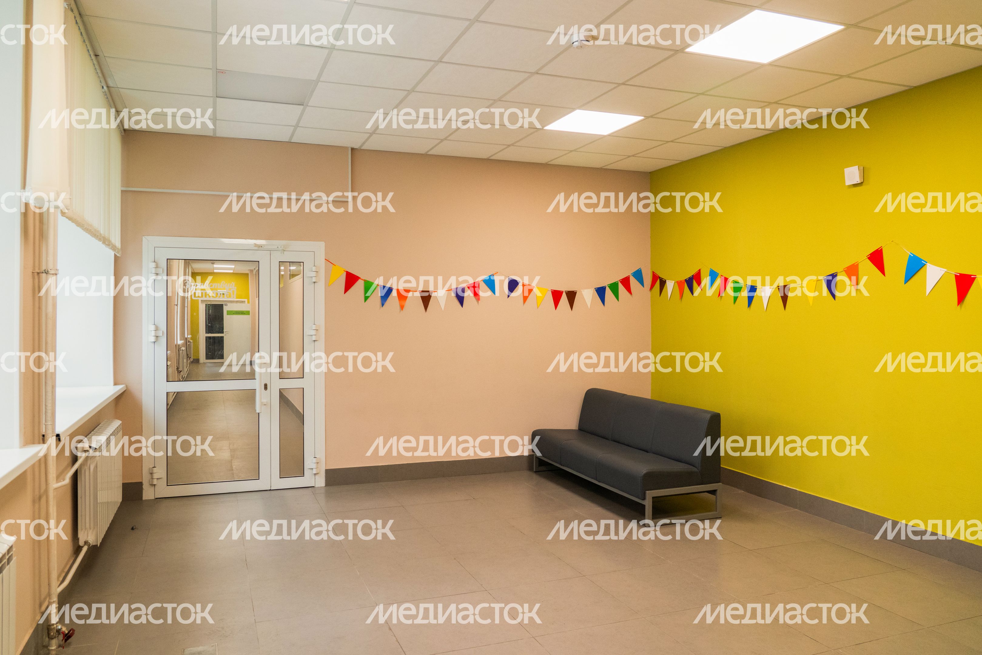Учебный корпус №4 средней школы №21 на проспекте Юных Ленинцев в Подольске после капитального ремонта Учебный корпус №4 средней школы №21 на проспекте Юных Ленинцев в Подольске после капитального ремонта