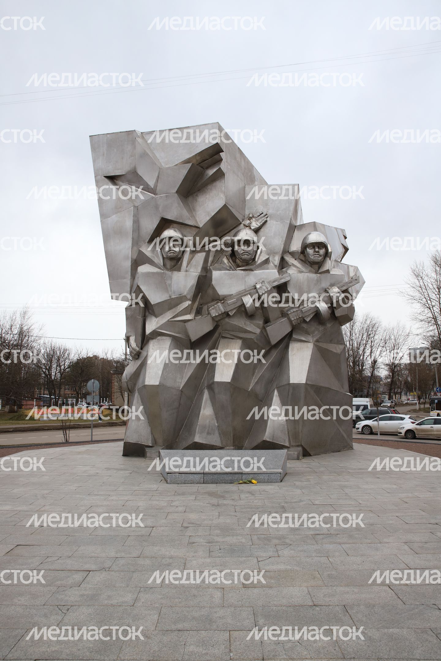 Памятник подольским курсантам Памятник подольским курсантам