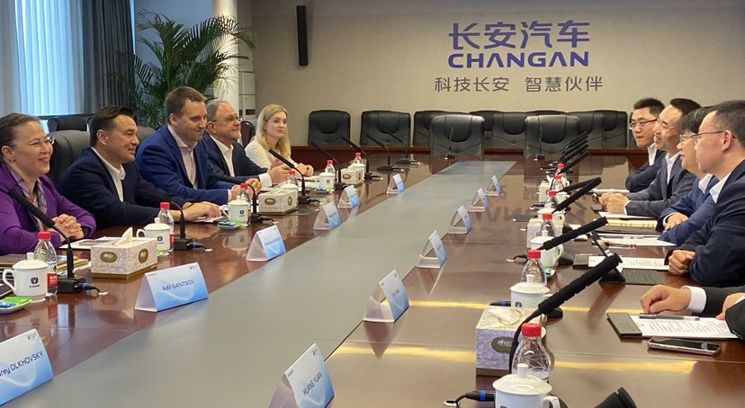 Посещение автозавода Changan Automobile Group в Китае Губернатором Подмосковья