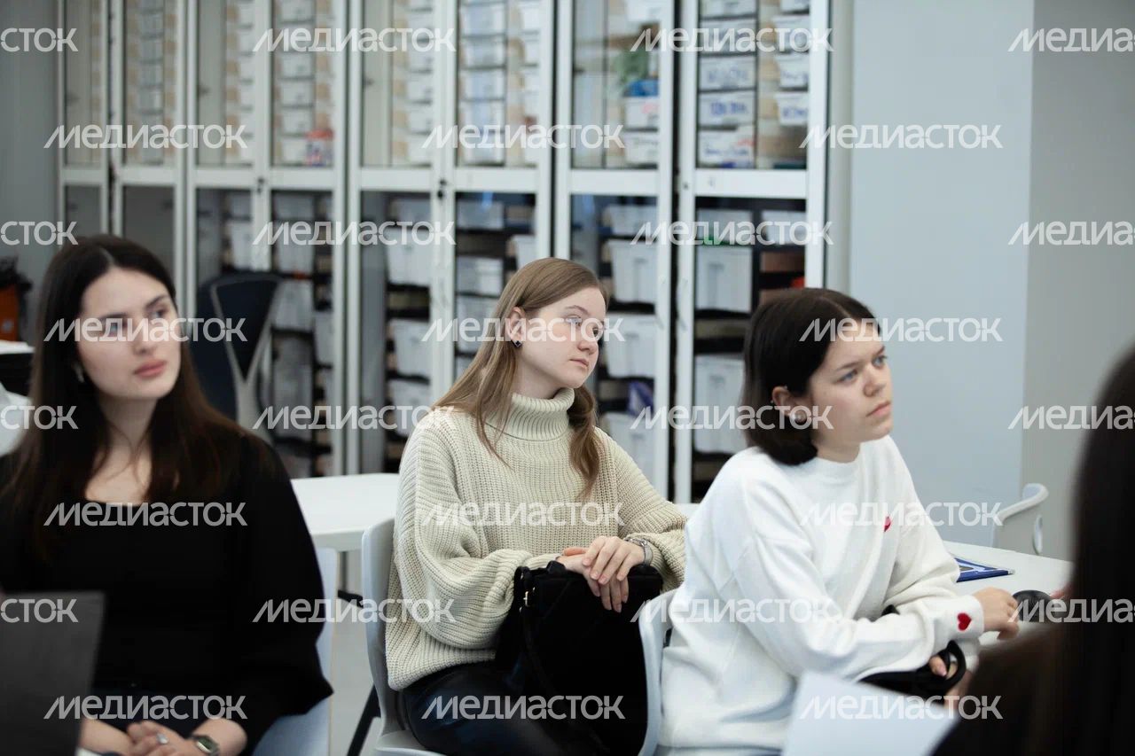 Студенты Подмосковных университетов и колледжа освоили работу на современном оборудовании