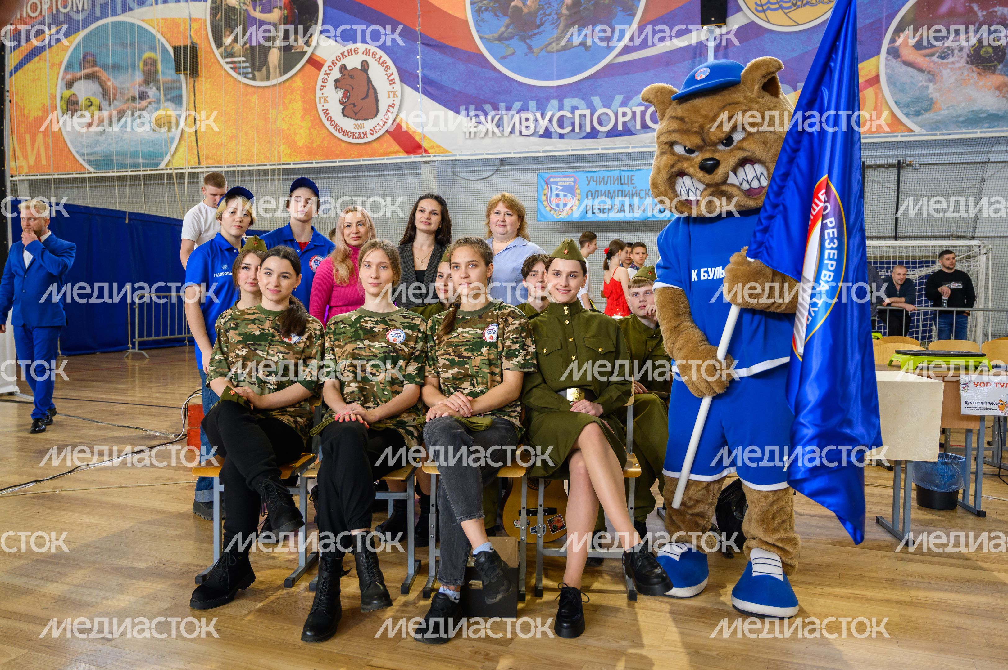 Участники команды Училища олимпийского резерва Тульской области на Кулинарном поединке 2025 Участники команды Училища олимпийского резерва Тульской области на Кулинарном поединке 2025