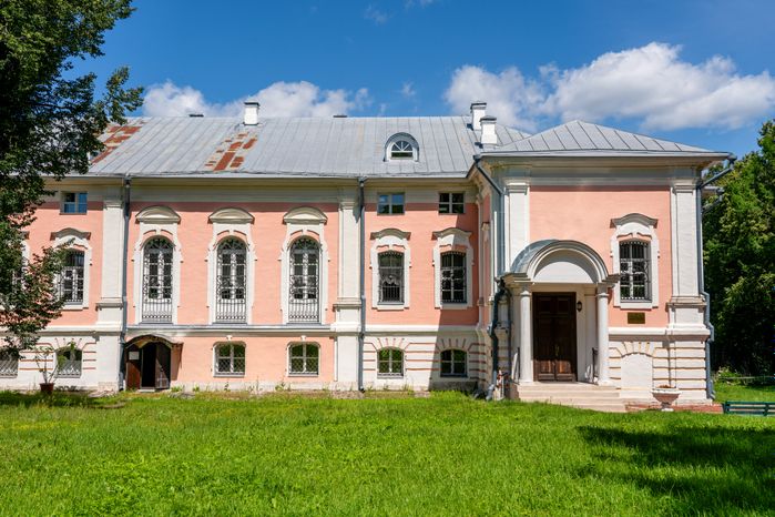 Усадьба Лопасня-Зачатьевское в округе Чехов
