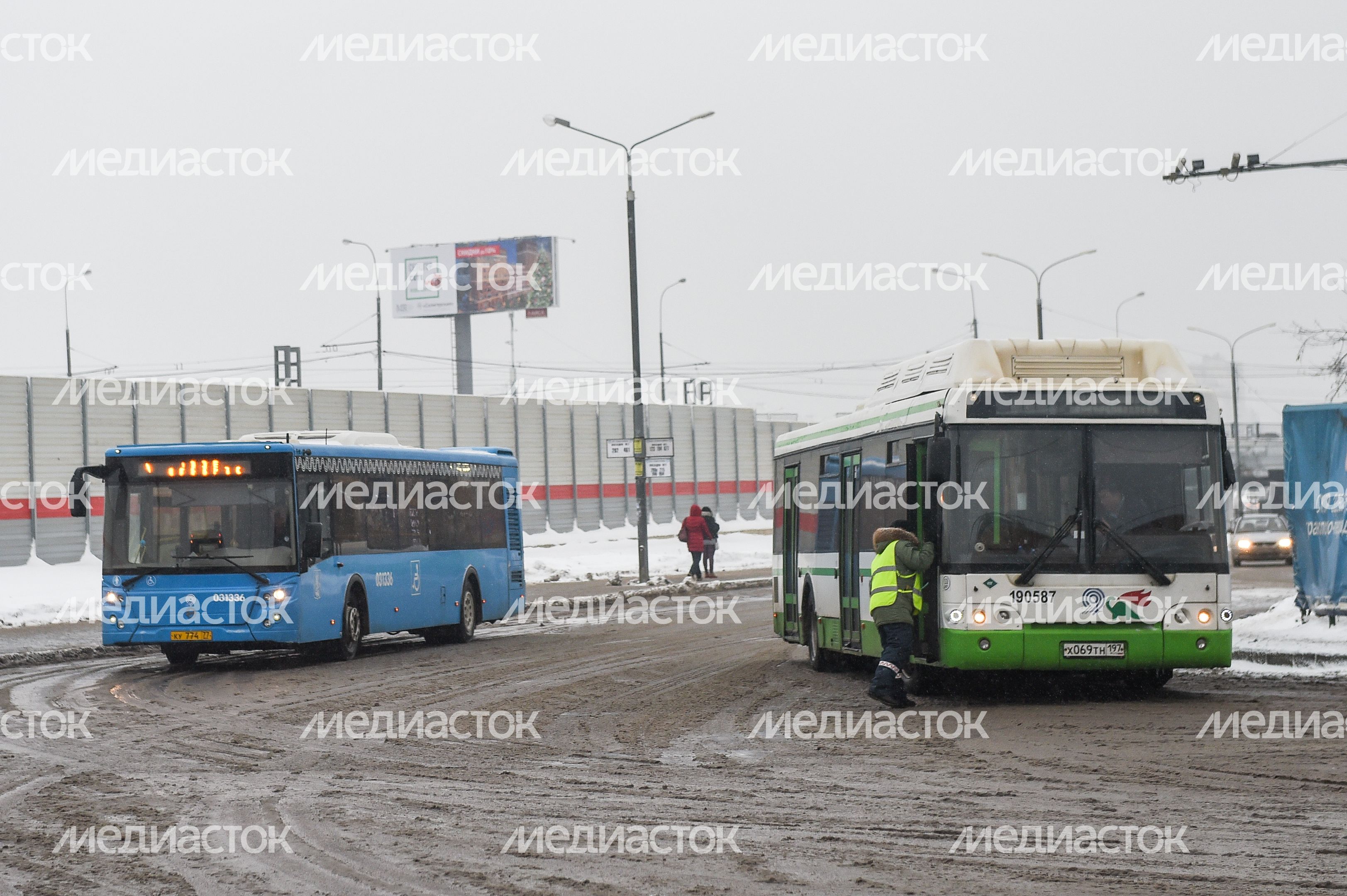 Подтопление станции метро Окружная на севере Москвы