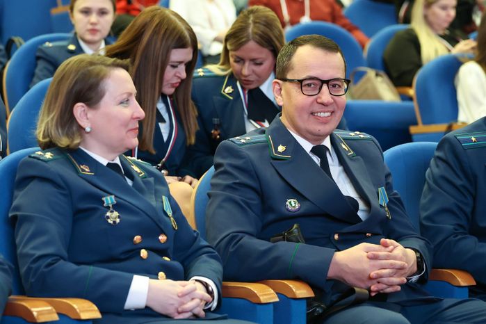Участники форума "На государственной службе"