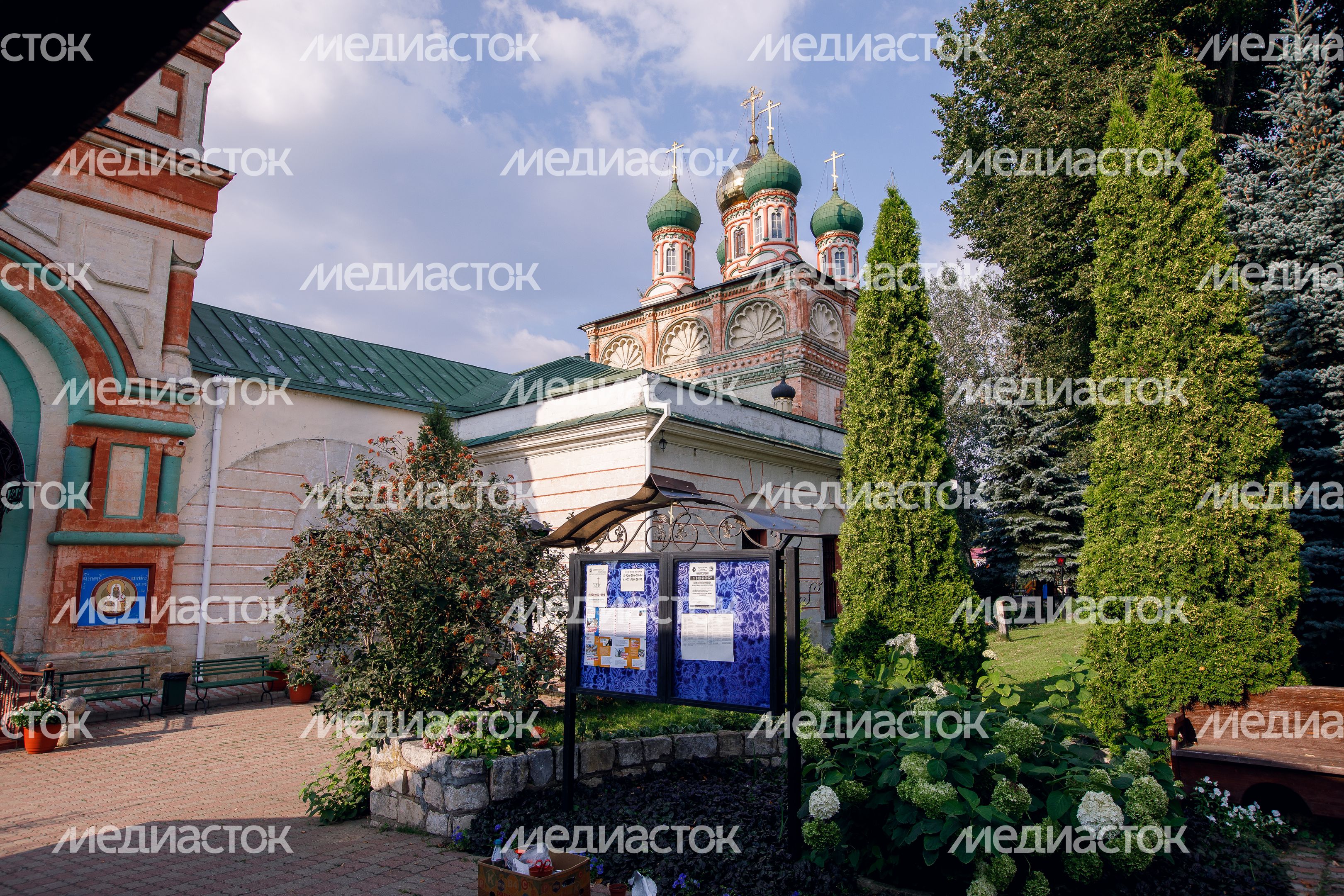 Домодедово. Церковь Воскресения Словущего