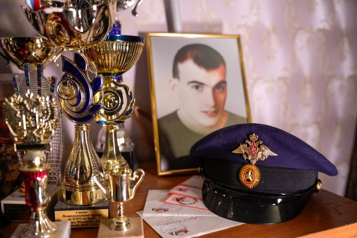 Многодетной семье Назыровых из Красногорска вручен орден "Родительская доблесть"
