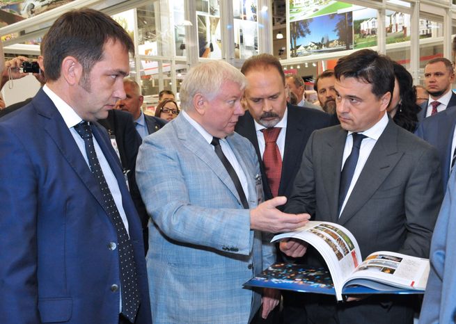 Андрей Воробьев на XVI Международной строительной выставке