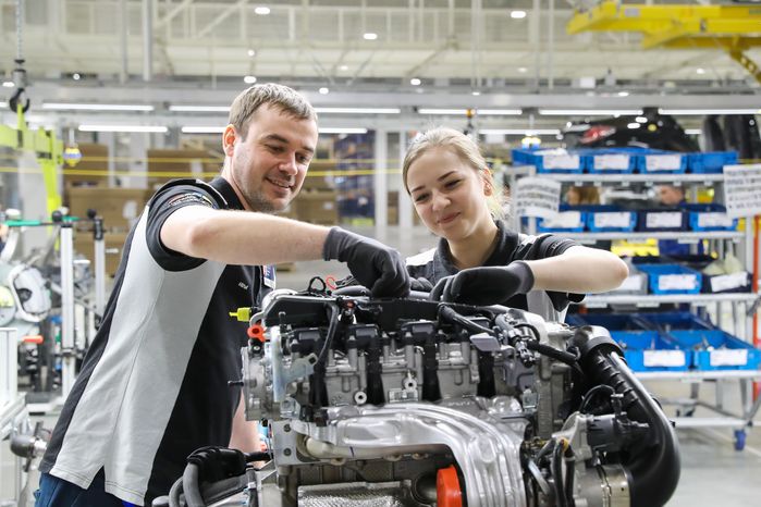 Открытие автомобильного завода Mercedes‑Benz в Подмосковье