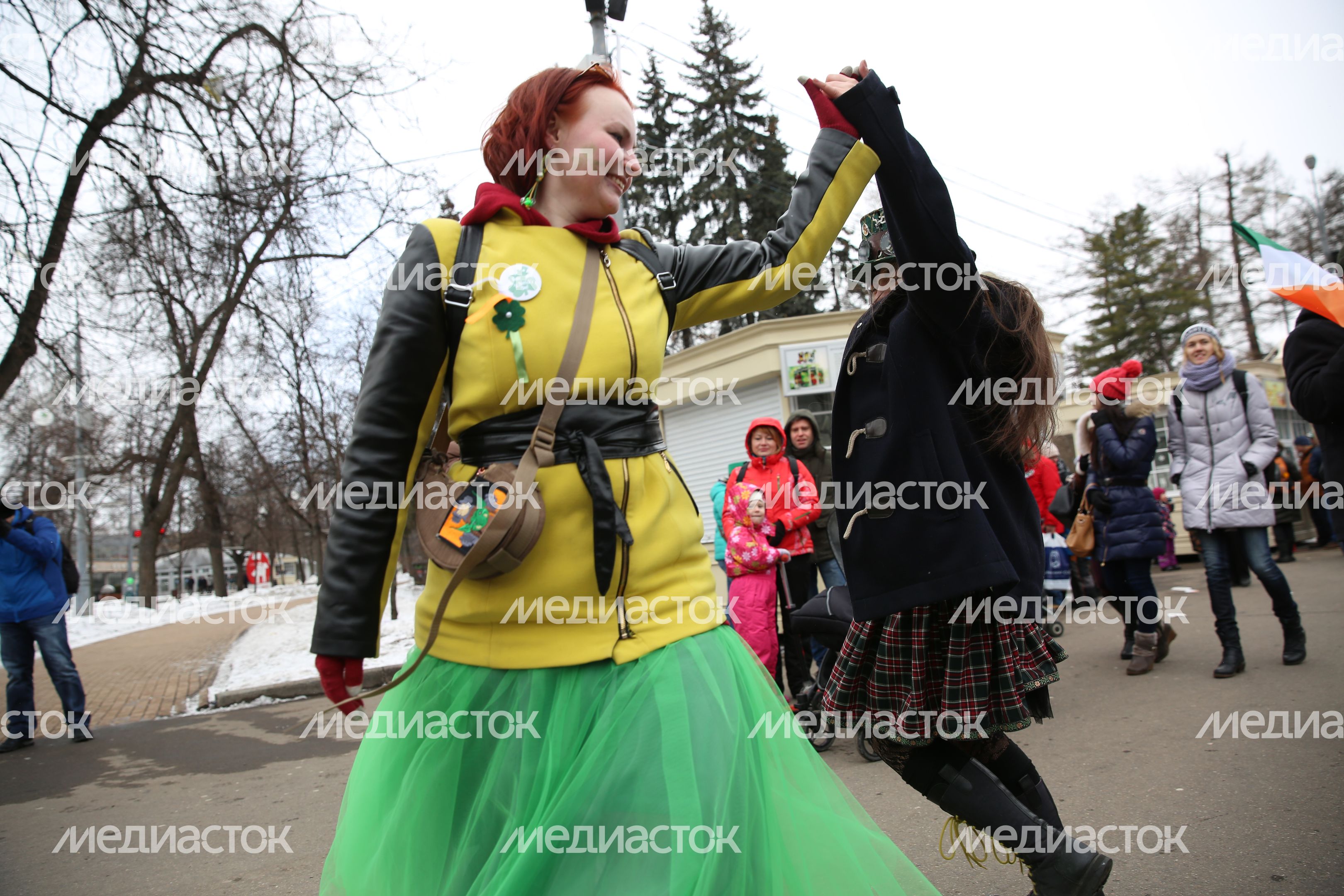 Парад в День Святого Патрика в Москве