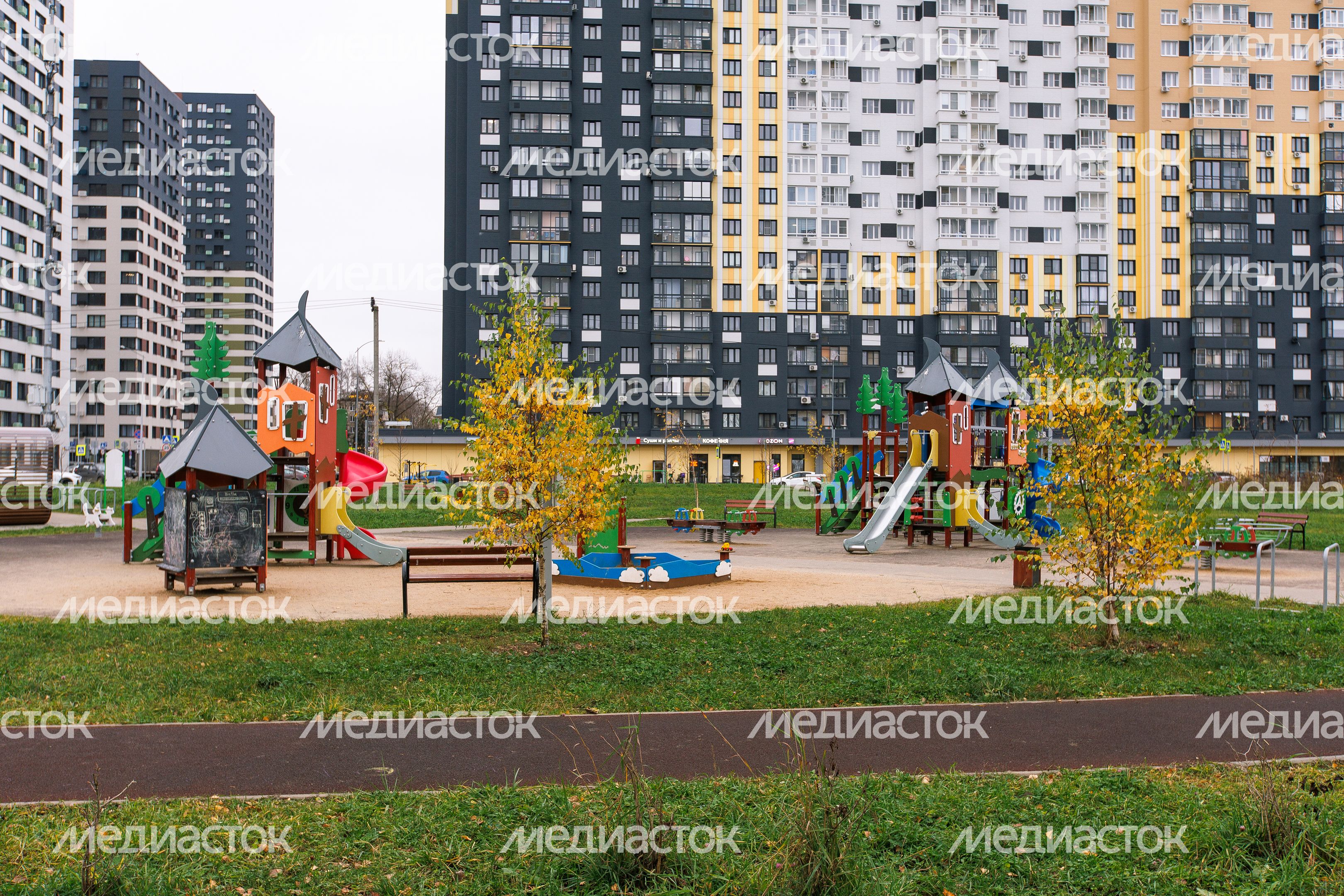Виды города Долгопрудный осенью