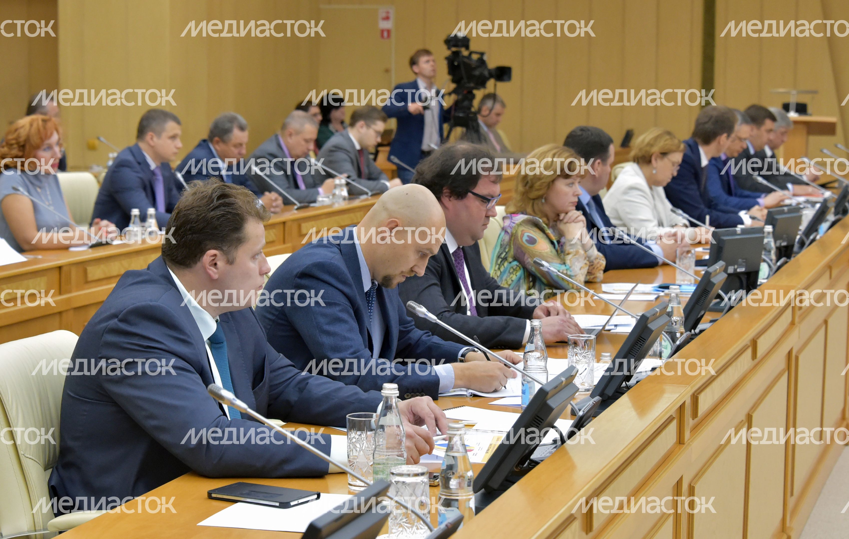 А. Воробьев провел расширенное заседание правительства Подмосковья