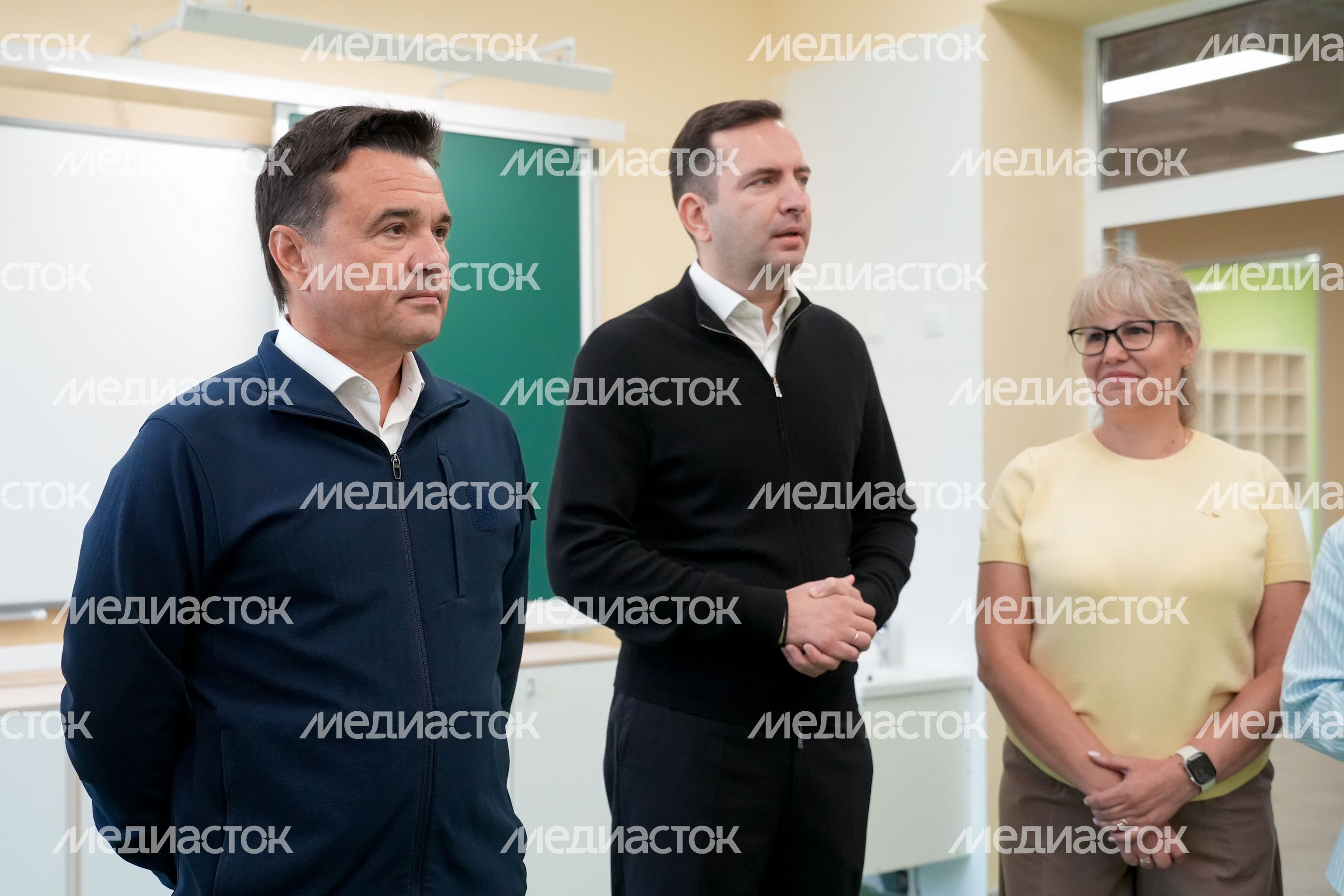 Андрей Воробьев проверил готовность новой школы в пгт Свердловский г.о. Лосино-Петровский Андрей Воробьев проверил готовность новой школы в пгт Свердловский г.о. Лосино-Петровский