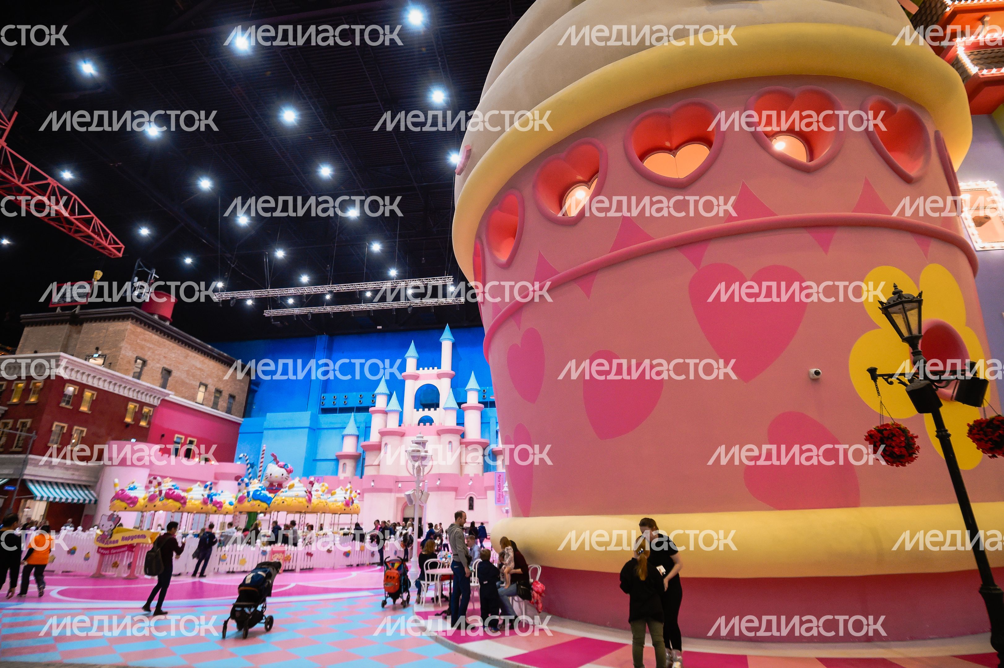 Открытие парка развлечений «Остров мечты» в Москве