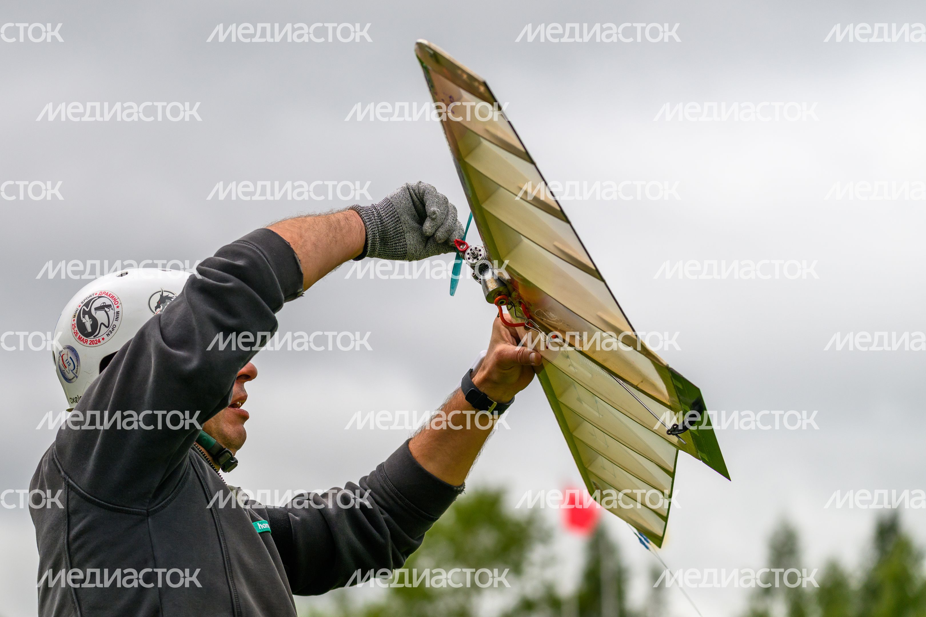 Чемпионат России по авиамодельному спорту в дисциплине F-2D в Химках Чемпионат России по авиамодельному спорту в дисциплине F-2D в Химках