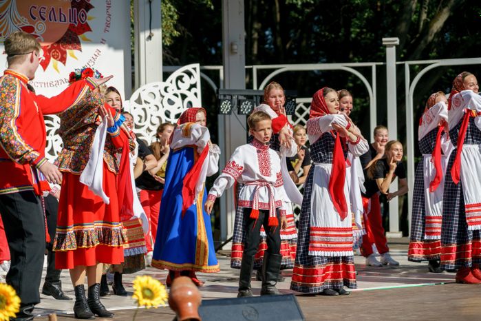 Фестиваль туризма и творчества "Красное сельцо" в Воскресенске