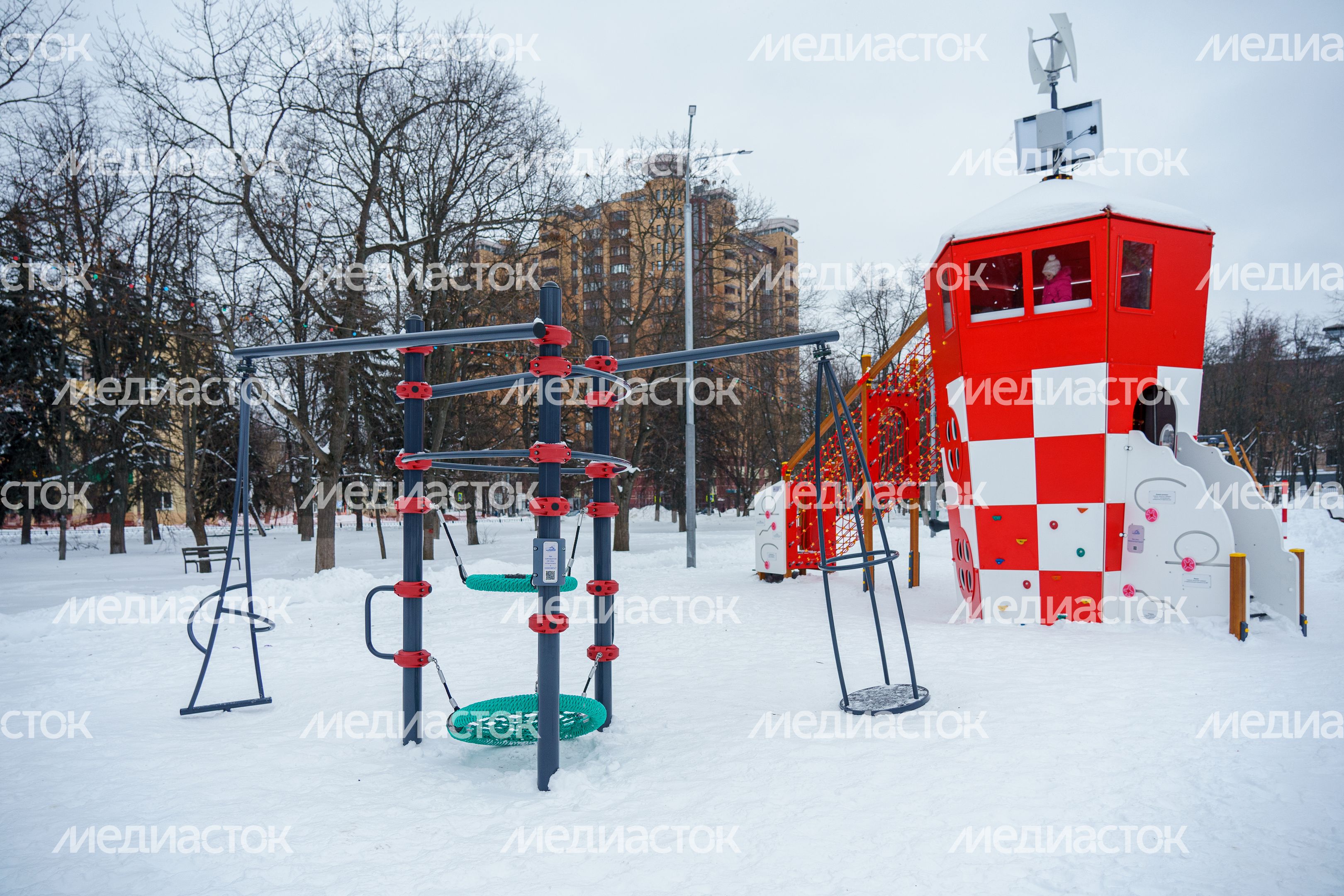 Научная детская площадка в Цаговском сквере (28 квартал) в Жуковском Научная детская площадка в Цаговском сквере (28 квартал) в Жуковском