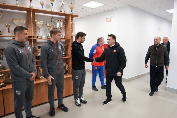 Андрей Воробьев проверил готовность современного стадиона для регби в Монино
