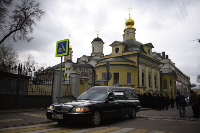 Церемония прощания с режиссером Георгием Юнгвальд-Хилькевичем в Москве