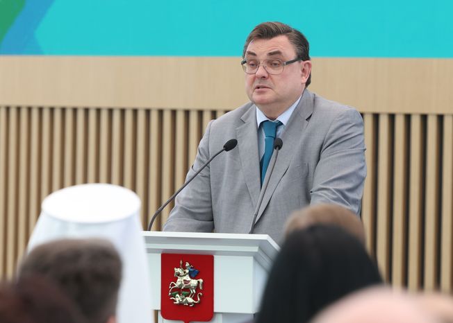 Подмосковных соцработников поздравили с их профессиональным праздником