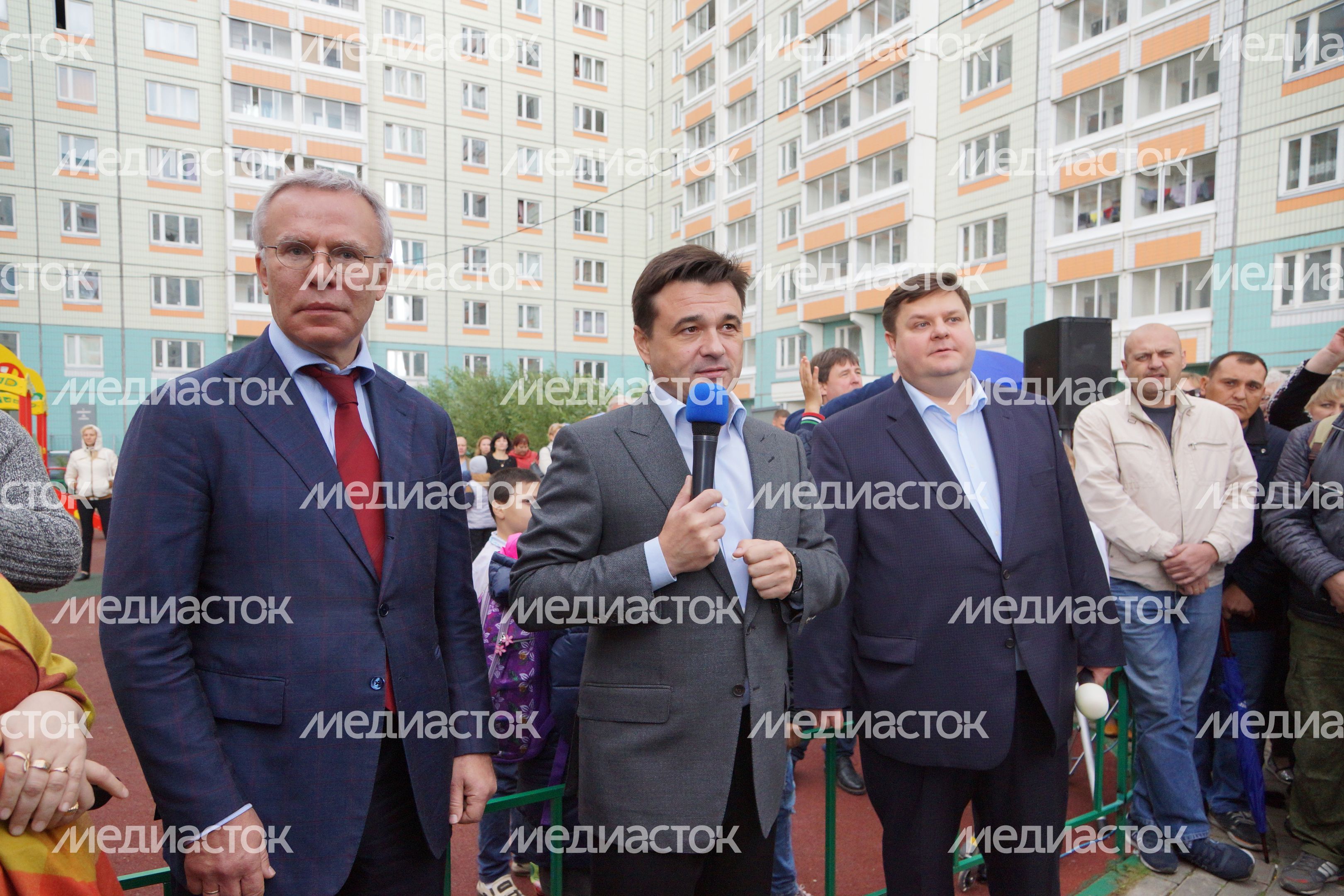 Губернатор Московской области на встрече с жителями Подольска