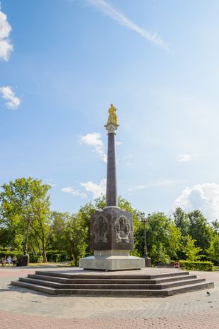 Площадь Бугрова