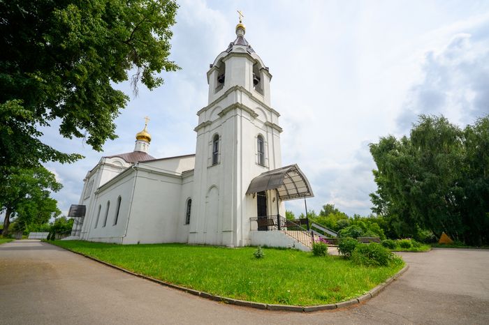 Церковь иконы Божией Матери "Знамение" в Амерево