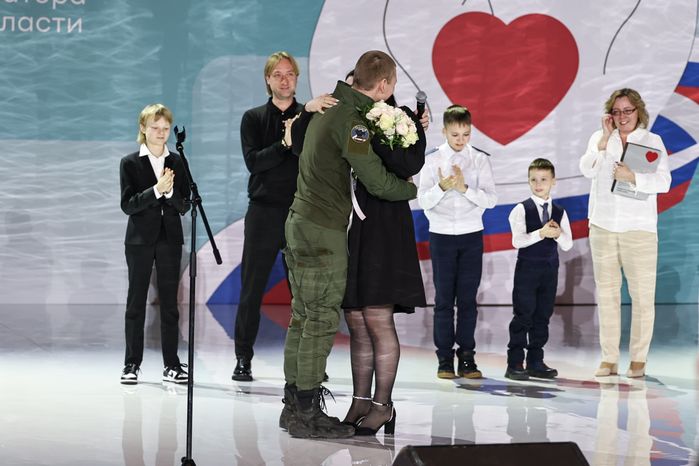 Лауреатами премии "Мы рядом. Доброе дело" стали 70 человек