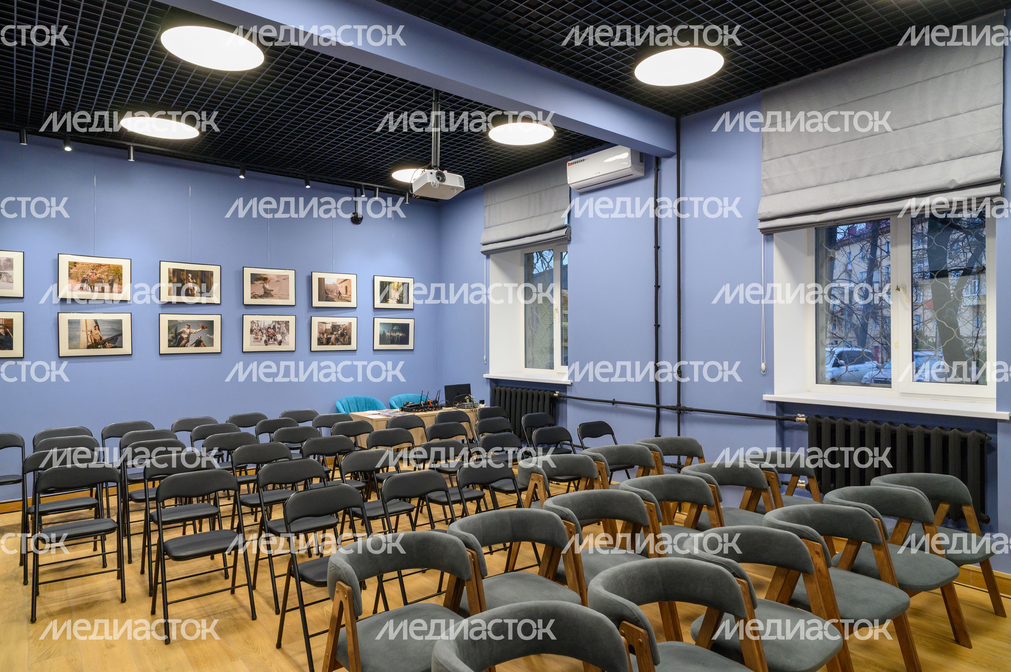 Зал для проведения мероприятий в обновленной Центральной библиотеке имени А.С. Пушкина в Раменском Зал для проведения мероприятий в обновленной Центральной библиотеке имени А.С. Пушкина в Раменском